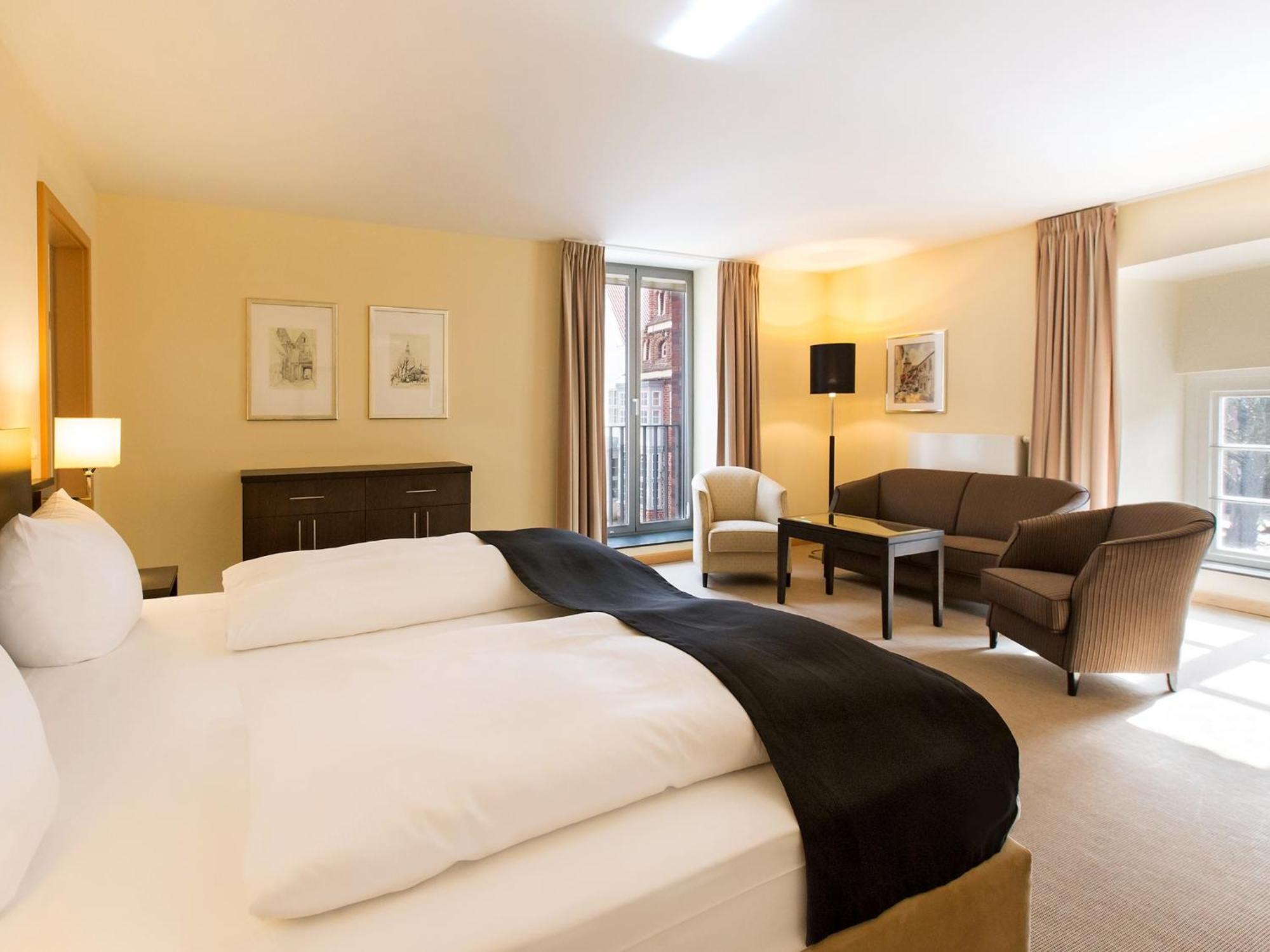 Dormero Hotel Altes Kaufhaus Lueneburg מראה חיצוני תמונה